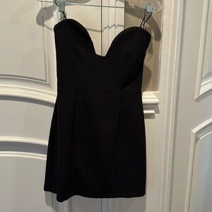 NWT. Zara strapless dress